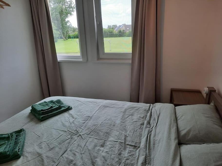 Spacieux Duplex Pres De La Mer 4 Chambres 2 Sdb De Haan Esterno foto